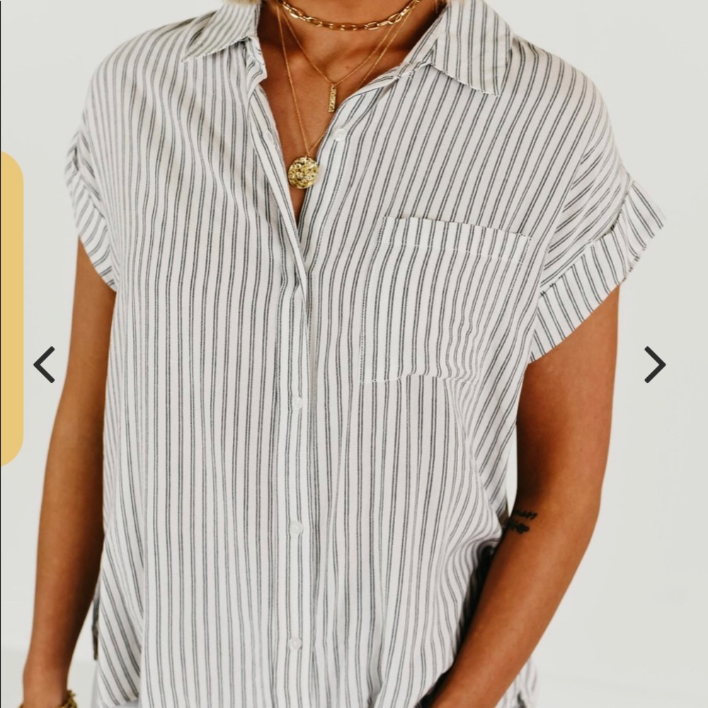 The Shana Striped Top - Black and White